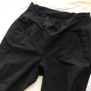 Swishy Lulu pants w pockets and ankle snaps